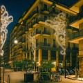 Via alle installazioni luminose in via Argiro. Rosoni, gazebo e pannelli luminosi a Bari Vecchia fino a febbraio
