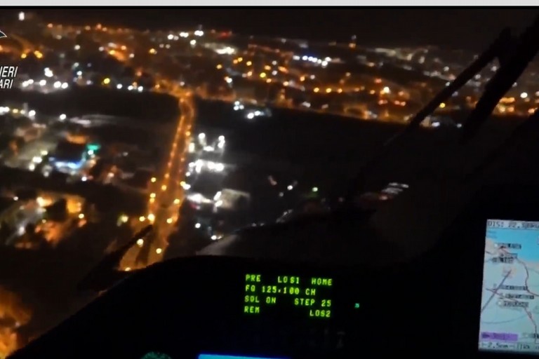 Il blitz dei Carabinieri