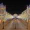 Oggi l'accensione delle luminarie per la Festa di San Nicola a Bari: 72mila lampadine in Piazza del Ferrarese