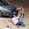 Tifoso picchiato nel parcheggio del San Nicola davanti al figlioletto: il video è virale