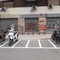 Parcheggi per moto sullo scivolo per disabili, succede a Bari