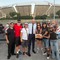 Il sindaco di Bari offre il calzone di cipolla ai fan di Vasco Rossi