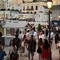 Bari si trasforma in una libreria a cielo aperto: tre giorni di incontri, letture e dialoghi sul mare