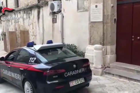 carabinieri monopoli JPG