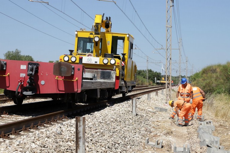 Lavori linea Bari-Taranto