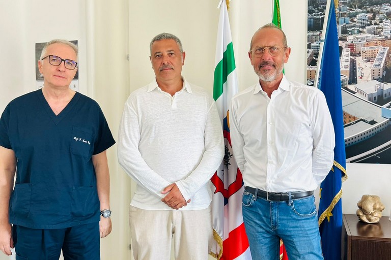 Da sx il direttore di dipartimento prof Ranieri dott Mirabile dg Sanguedolce