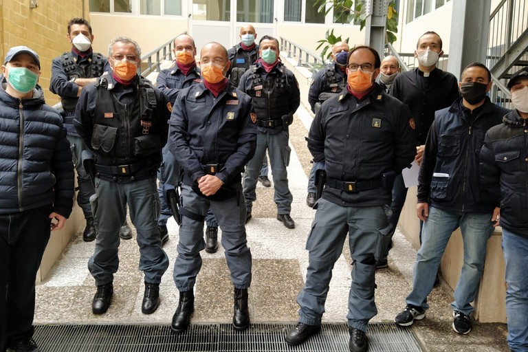 donazione polizia