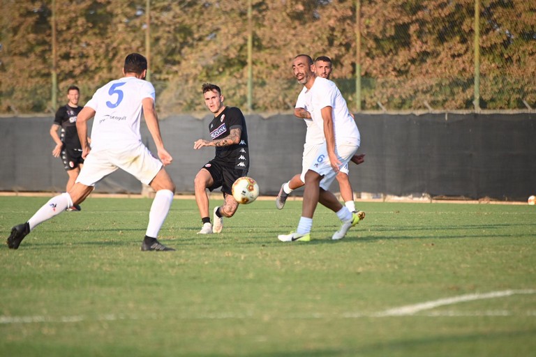 ssc bari allenamento col casarano. <span>Foto ssc bari</span>