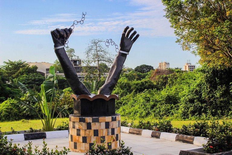 L'esterno dell'ateneo di Dar Es Salaam