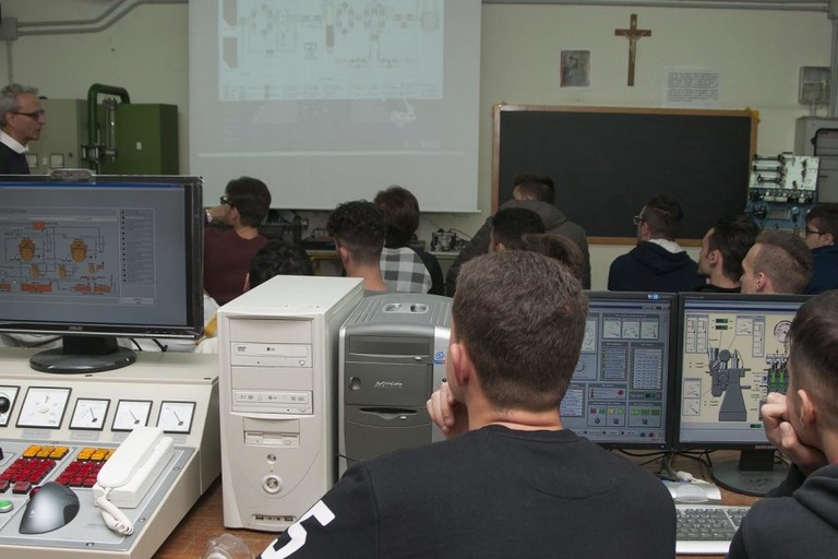 Euclide Nautico Lab Meccanica
