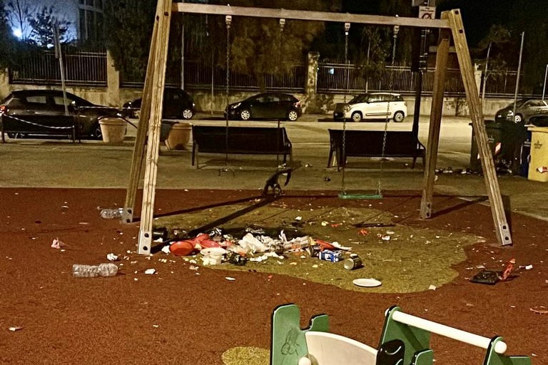 vandalismo bari vecchia