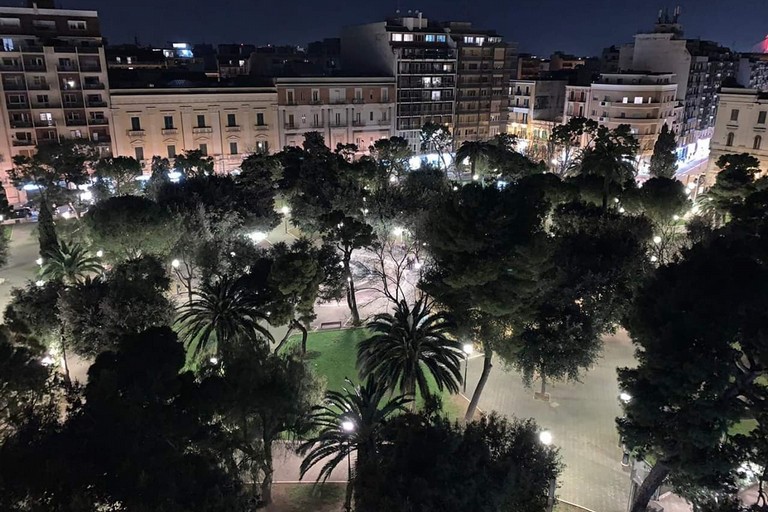 Nuova illuminazione piazza Garibaldi