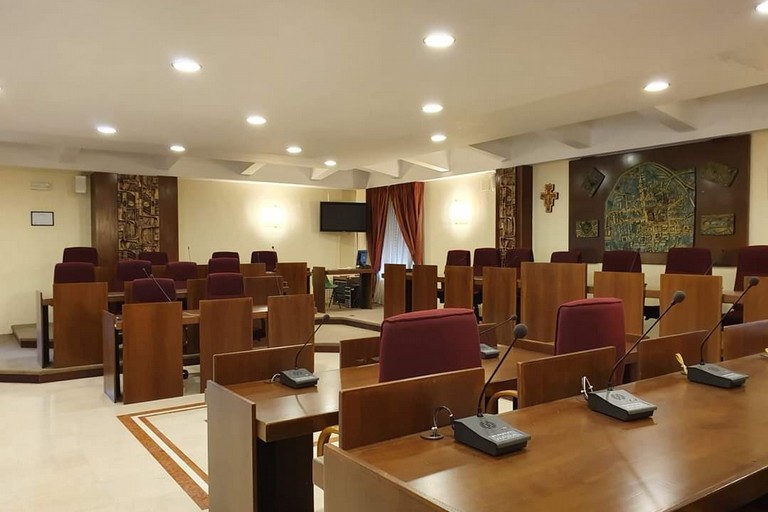 L'aula del consiglio di Valenzano