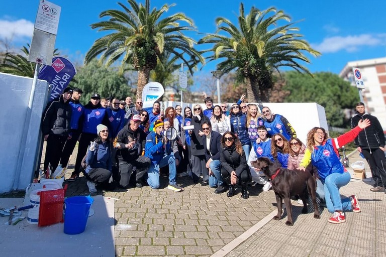 Pulizia Giardino Morvillo. <span>Foto Retake Bari </span>