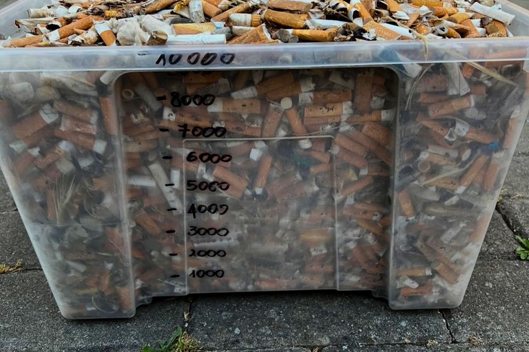 12mila mozziconi di sigaretta raccolti. <span>Foto Retake Bari </span>