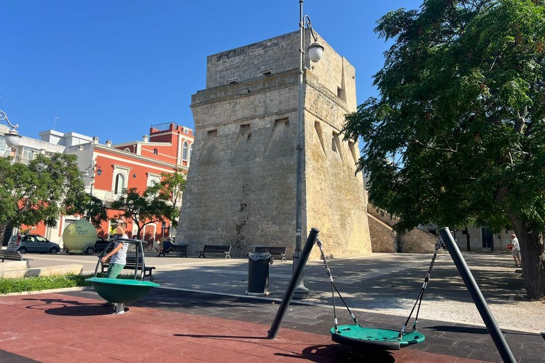 Giostrine a Torre a Mare