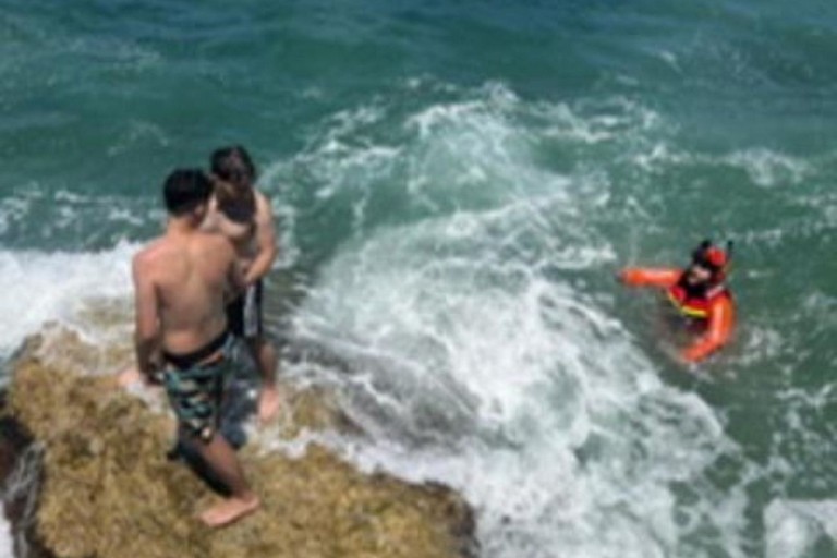 Intervento Guardia Costiera rescue swimmer. <span>Foto Guardia Costiera </span>