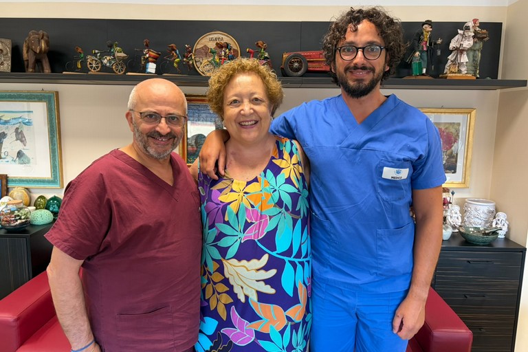 Il Prof Gesualdo il nefrologo Cortese e la paziente trattata
