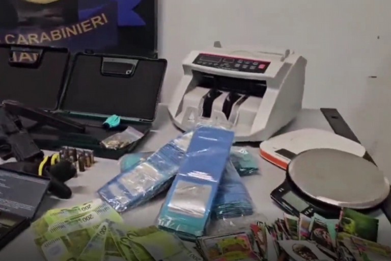 Dal video dell'operazione dei Carabinieri Bari