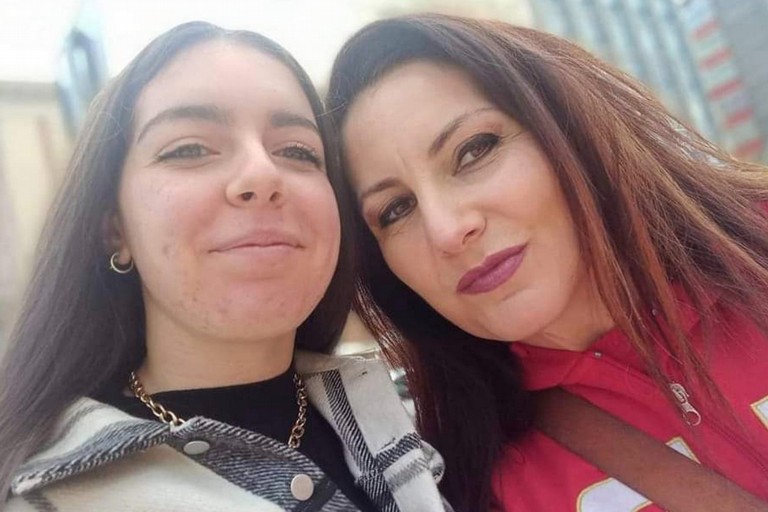 La vittima con la mamma