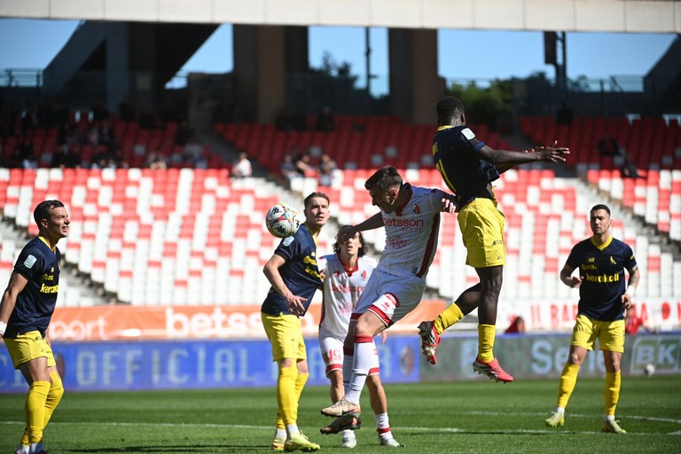 Il Bari rialza la cresta: battuto il Modena 3-1