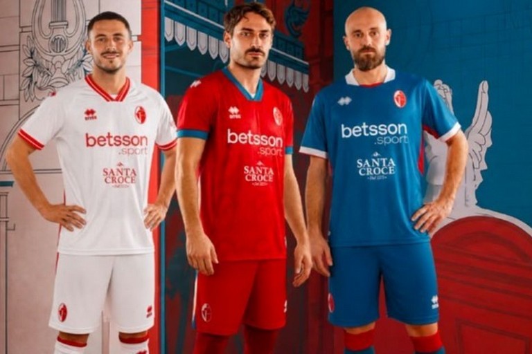 Kit Bari 26/27. <span>Foto SSC Bari </span>