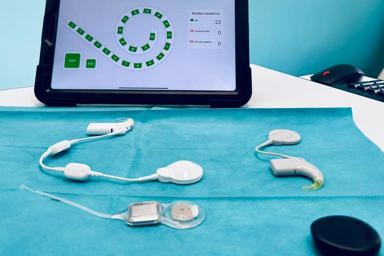 Impianto cocleare smart