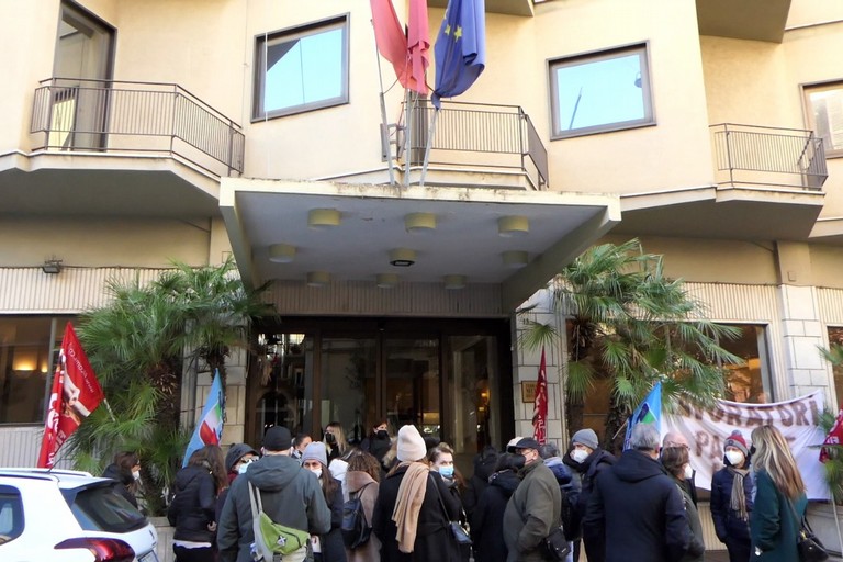 Loccupazione del Palace Hotel