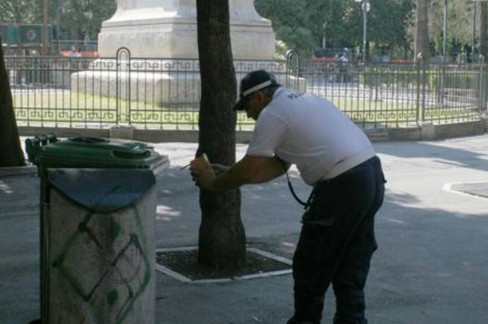 Polizia locale in piazza Umberto