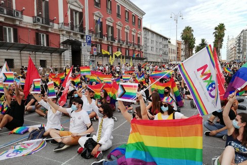 Bari Pride 2020: «Subito ddl anti omo-bi-transfobia»