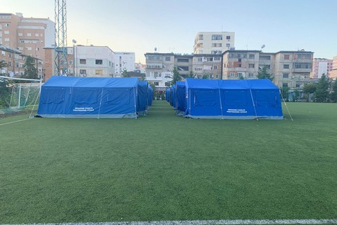 Emiliano fa il punto sui soccorsi pugliesi in Albania