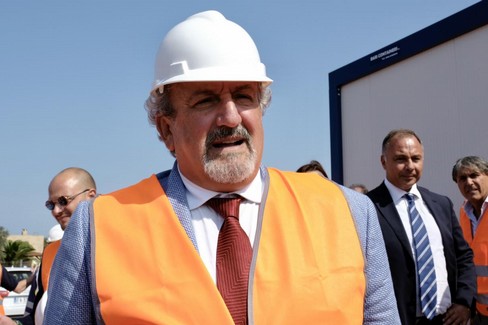 Posa primo plint dell'ospedale Monopoli-Fasano