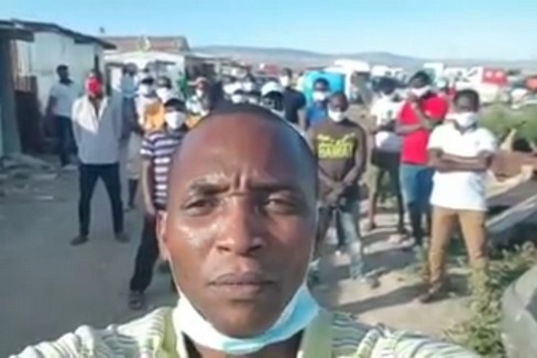 Aboubakar Soumahoro annuncia la manifestazione dei braccianti a Bari