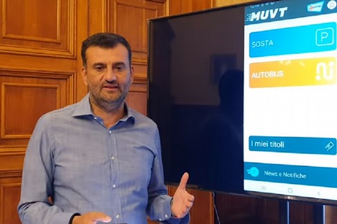 Antonio Decaro presenta Muvt