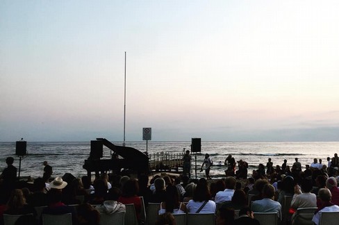 Il concerto all'alba a Torre Quetta