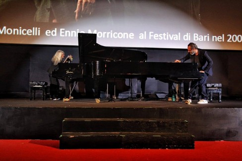 Il tributo a Morricone per il Bari piano festival