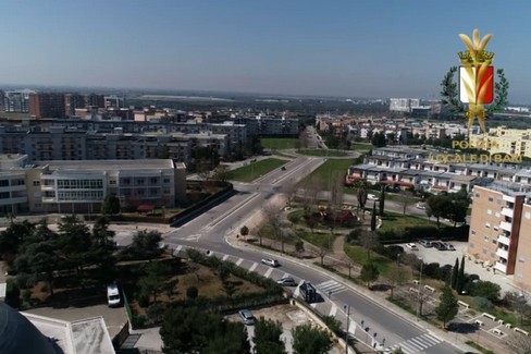 I droni della polizia locale controllano Bari