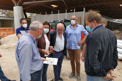 Il sopralluogo di Decaro e Palone al nuovo mercato di Japigia