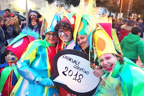 Aspettando il Carnevale Coratino 2018, il nostro inviato... dall'Inghilterra