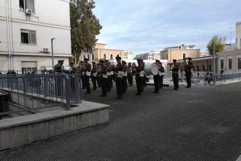 Il concerto dell'Esercito nel Policlinico di Bari