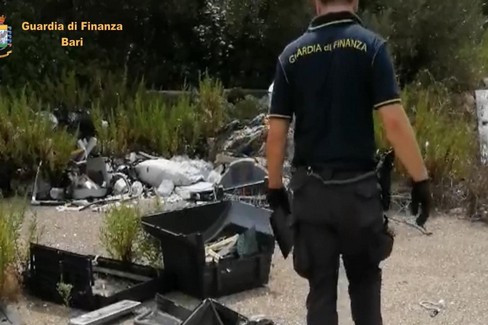 La discarica abusiva sequestrata a Conversano