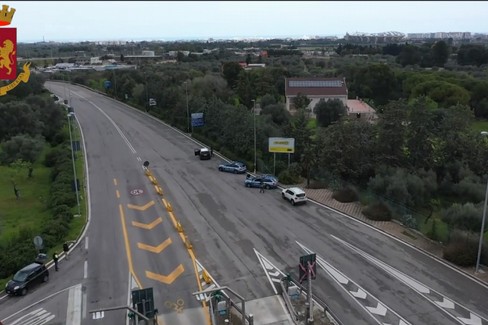 I controlli della polizia stradale a Bari nel weekend