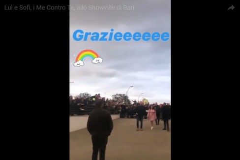 I Me Contro Te arrivano allo Showville di Bari accolti dai fan