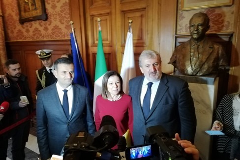 Il ministro dei Trasporti De Micheli a Bari. Il punto sui lavori in Puglia