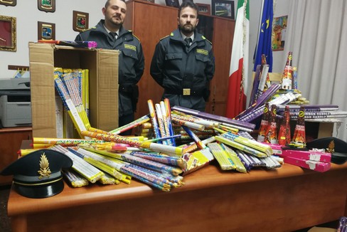 Il sequestro dei botti illegali