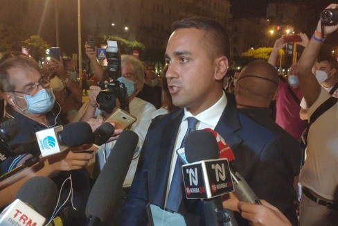 Il ministro Di Maio a Bari su regionali e referendum