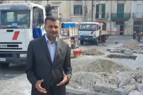 Iniziano i lavori in piazza San Pietro per gli arredi urbani