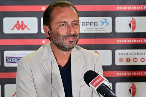 SSC Bari, De Laurentiis: «Fondamentale vivere la squadra. Auteri? Grande empatia»