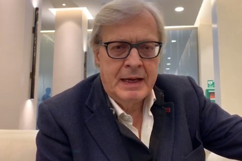 Vittorio Sgarbi difende I Pinguini