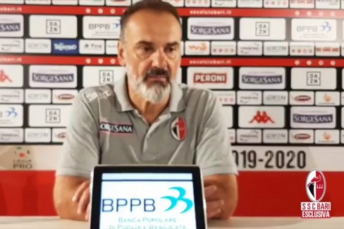 Bari-Carrarese 2-1, Vivarini: «Grande spirito, dimostrato qualità importanti»